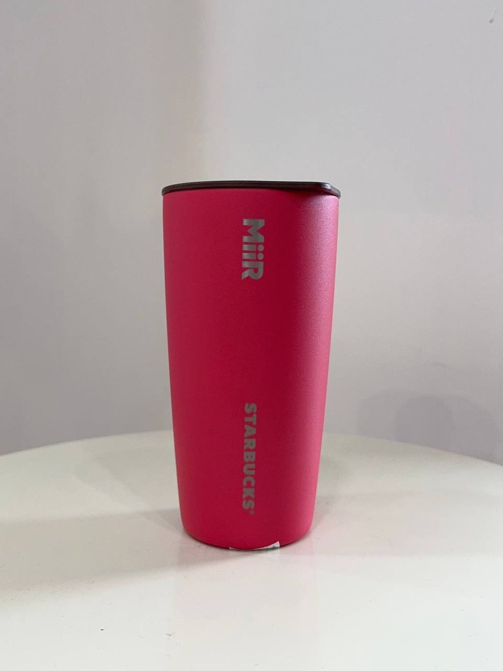 e118f484-8a6c-410b-8c0c-ceec9f4dfda4