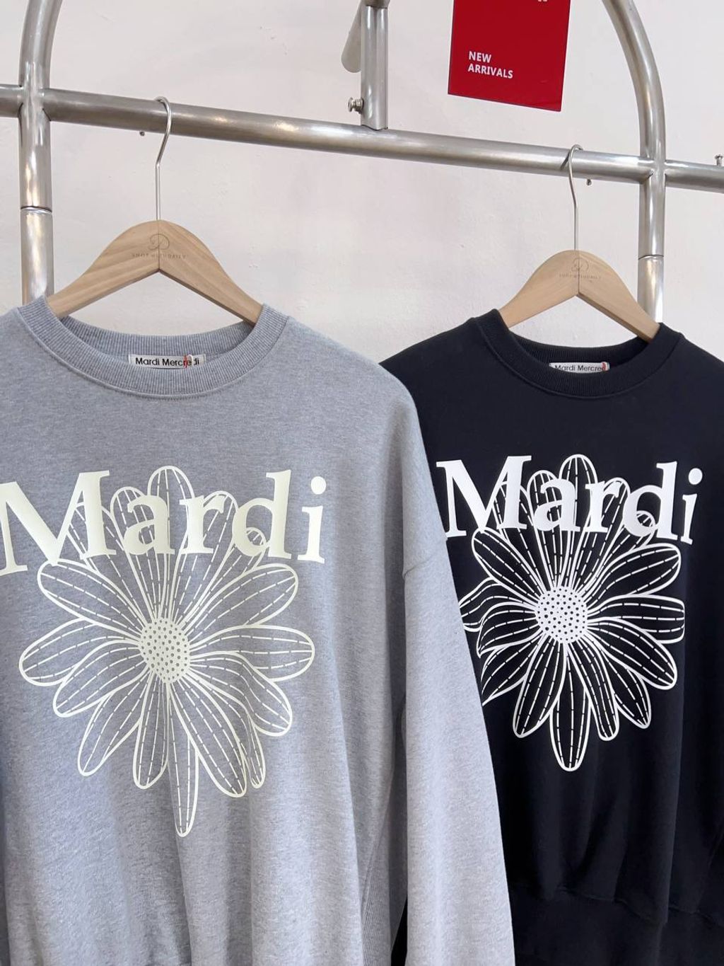 eb7553f1-883a-4371-94e2-3f9818f567cc