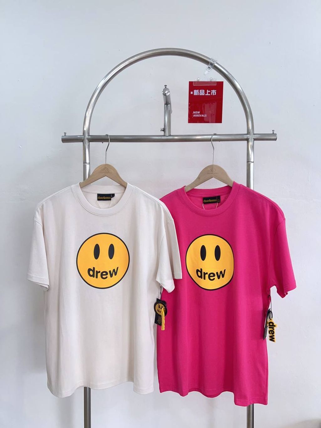 06c8a584-9e73-4426-b752-daf9b6ca7d90