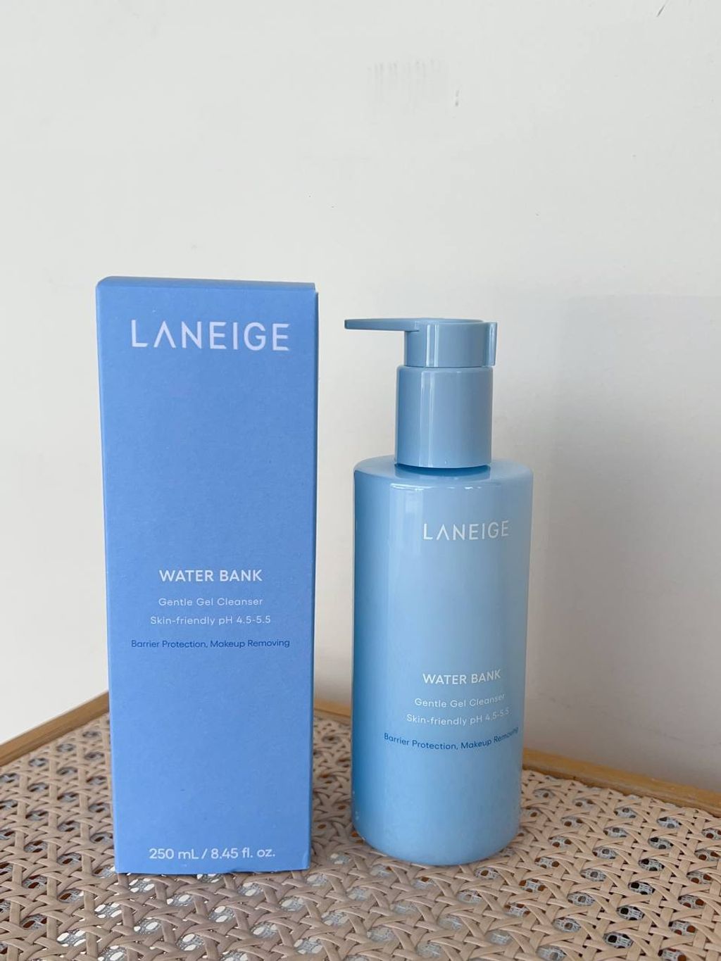 f9ccfd98-7ce7-45d4-a0ec-28b63a036270