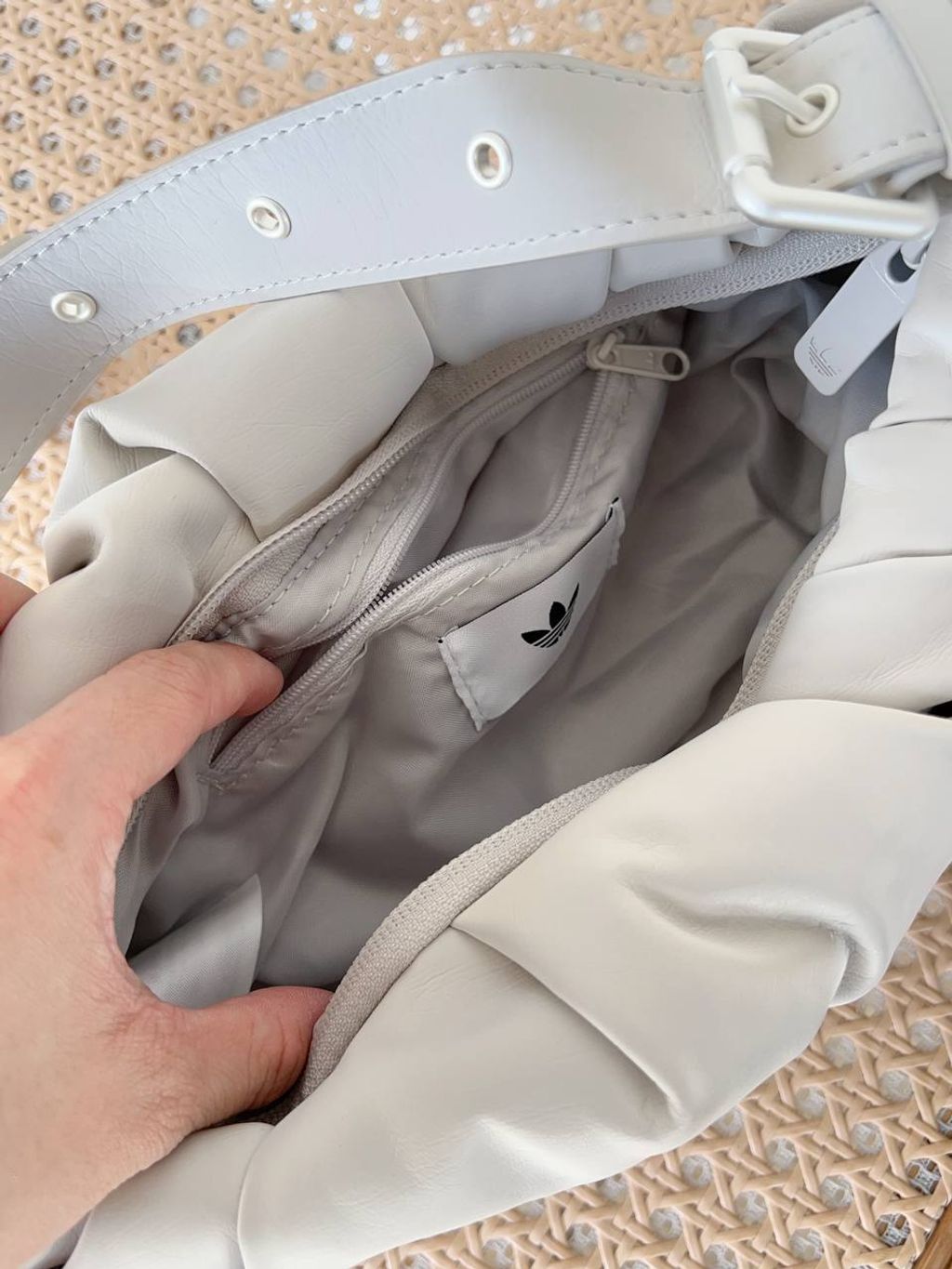 9c425820-9b37-4891-96c1-6aaaf0b44b08