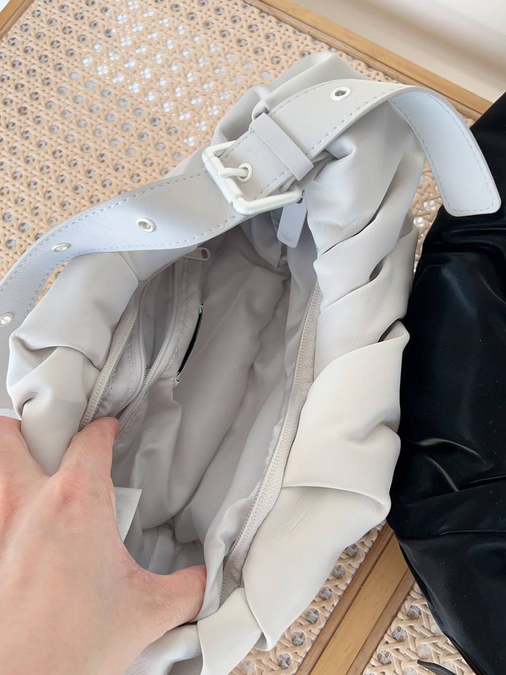 3f2fb9e7-e2f0-4e2c-b2d7-f7c2fcbe368b