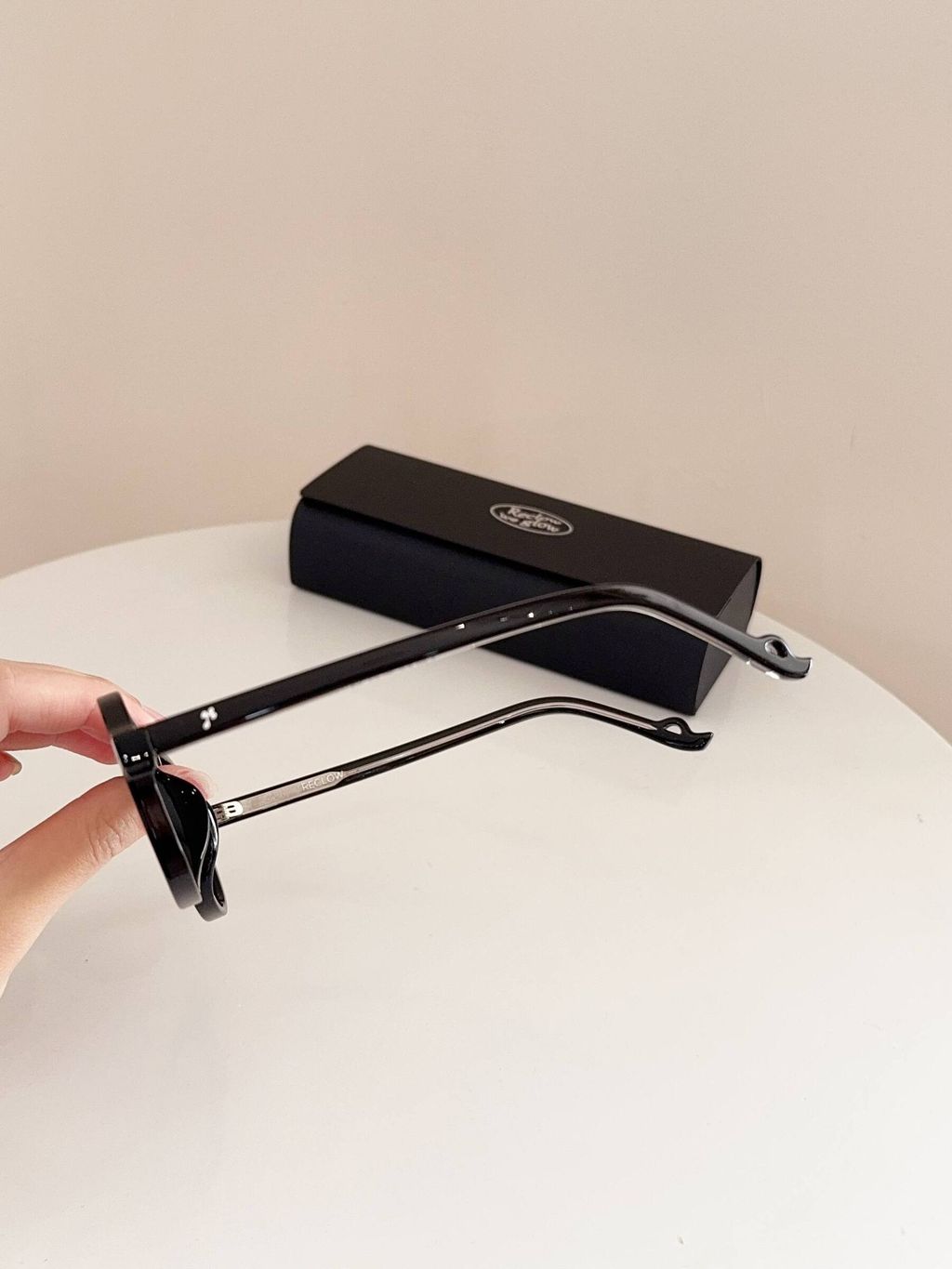 896f93c0-7af4-4239-8e51-bb23b945f3f0