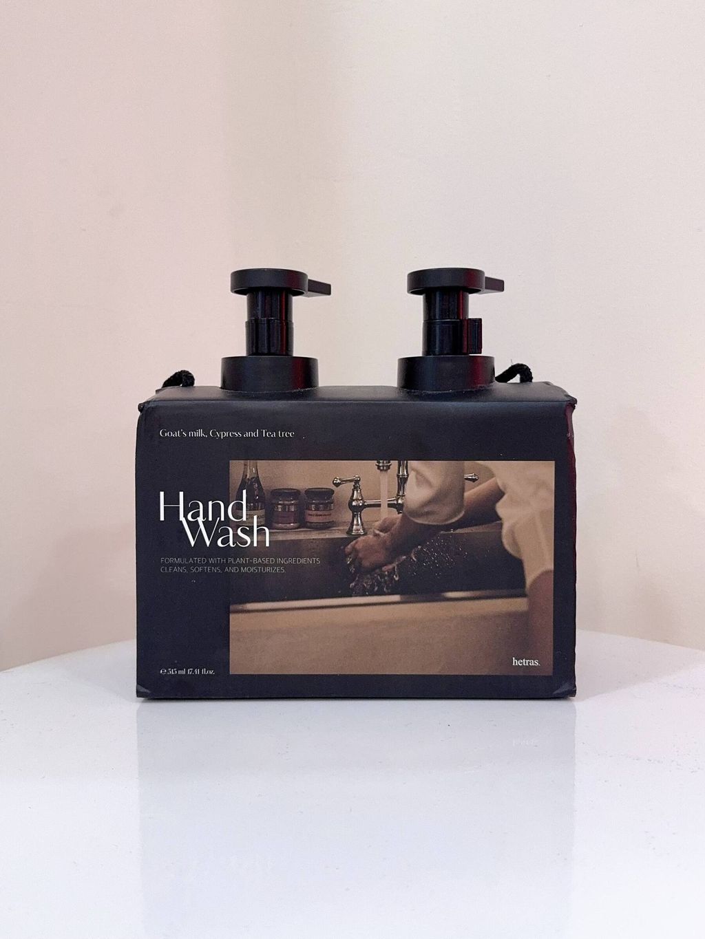 a1ed8728-d75f-4c8b-bc98-d39629bd1eb2