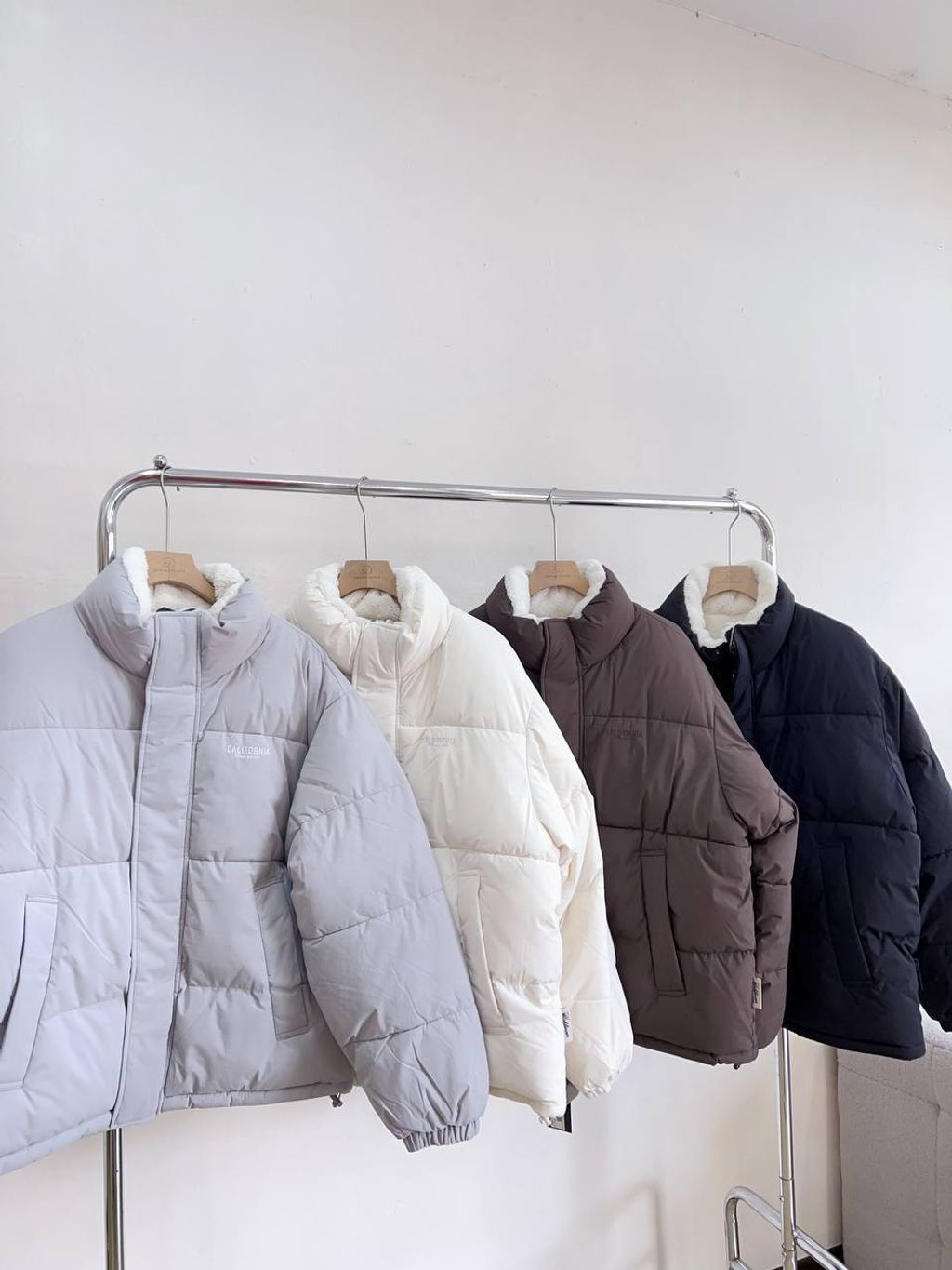 7070274f-643c-4bab-8dcf-98c7a1c91990