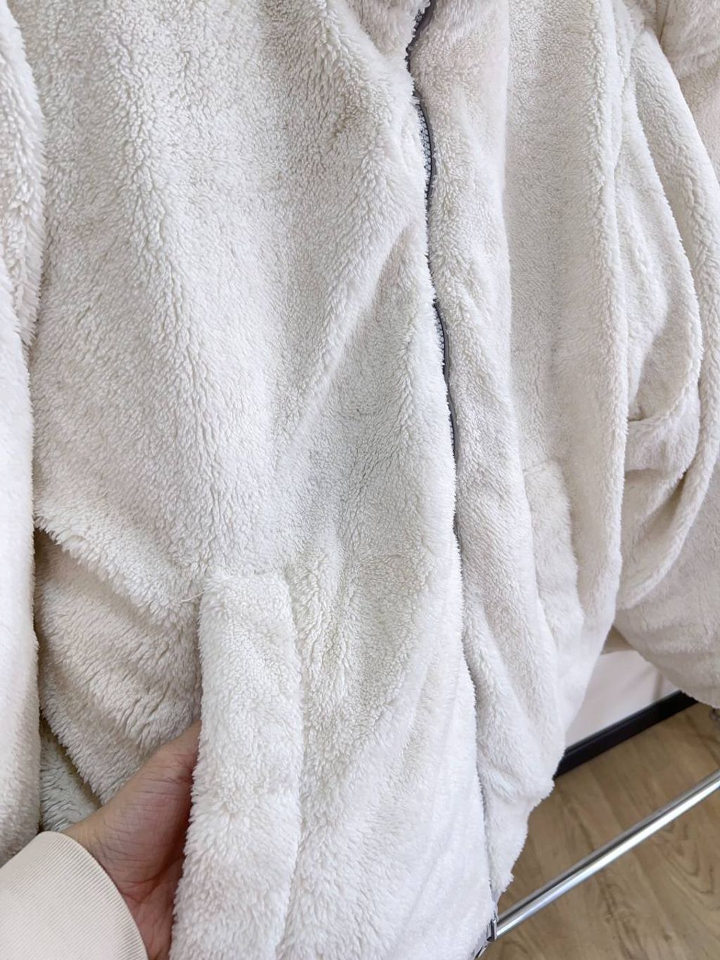 af74efb0-6fea-419b-ba19-e1b80e4ff3d0