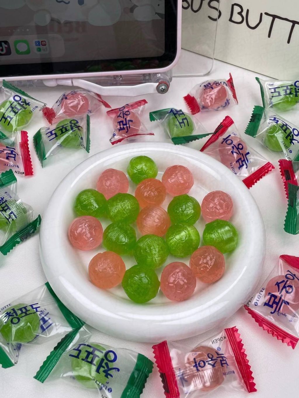 8a81ad15-bb3f-43ad-a925-91bbfa8a4dd0