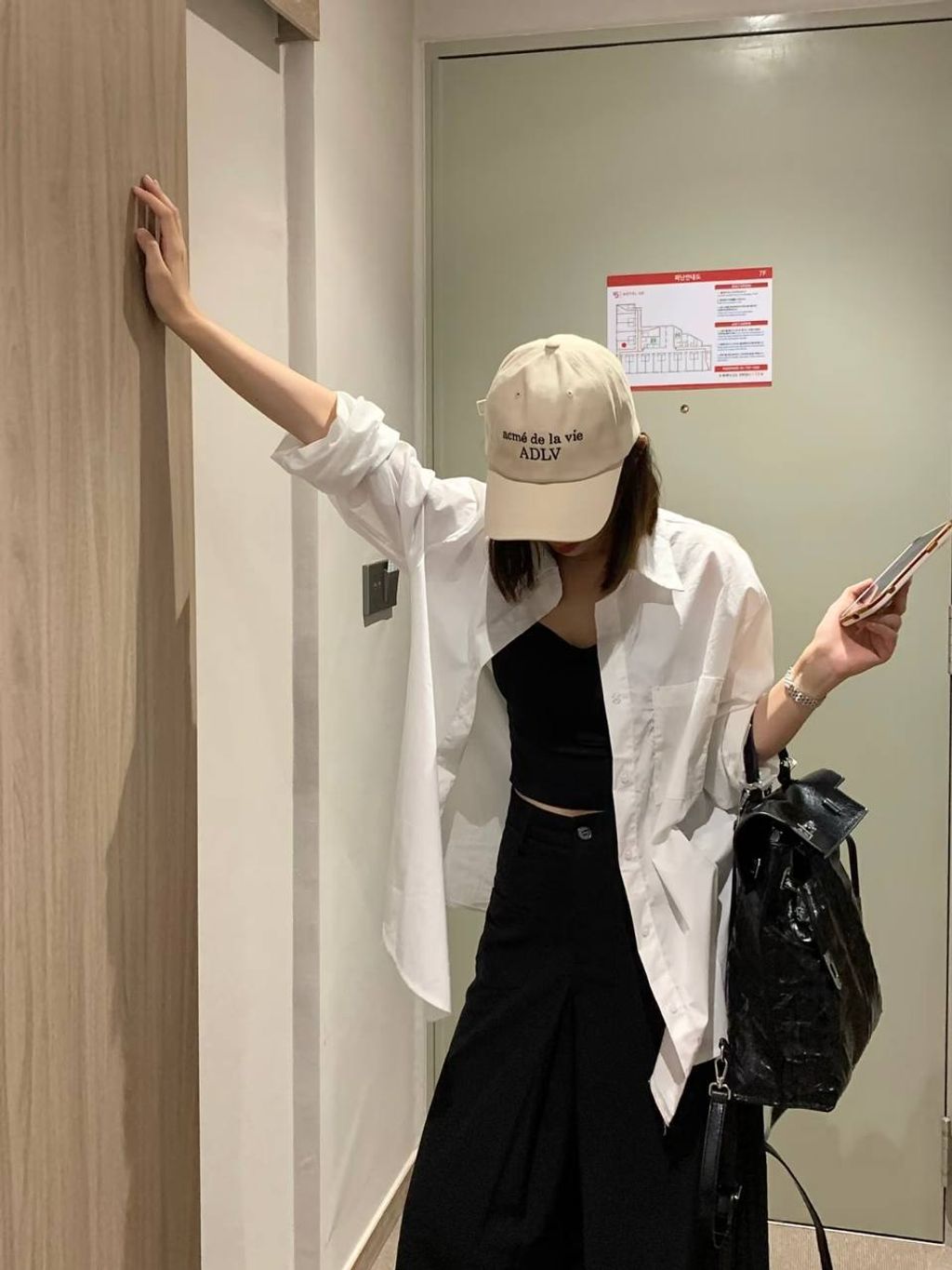 e0d35a3a-3f3d-44e4-b09f-7db80115b73d