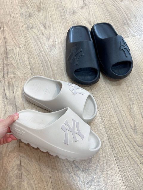 213dd3d7-565c-4627-8b57-0cc09052799b