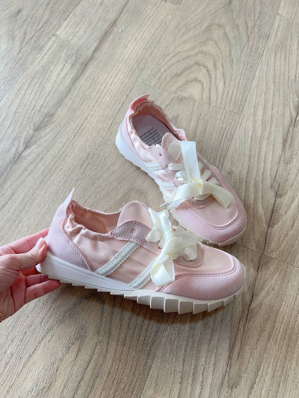 d92c47c9-16f7-4112-adb8-e11c798b80c8