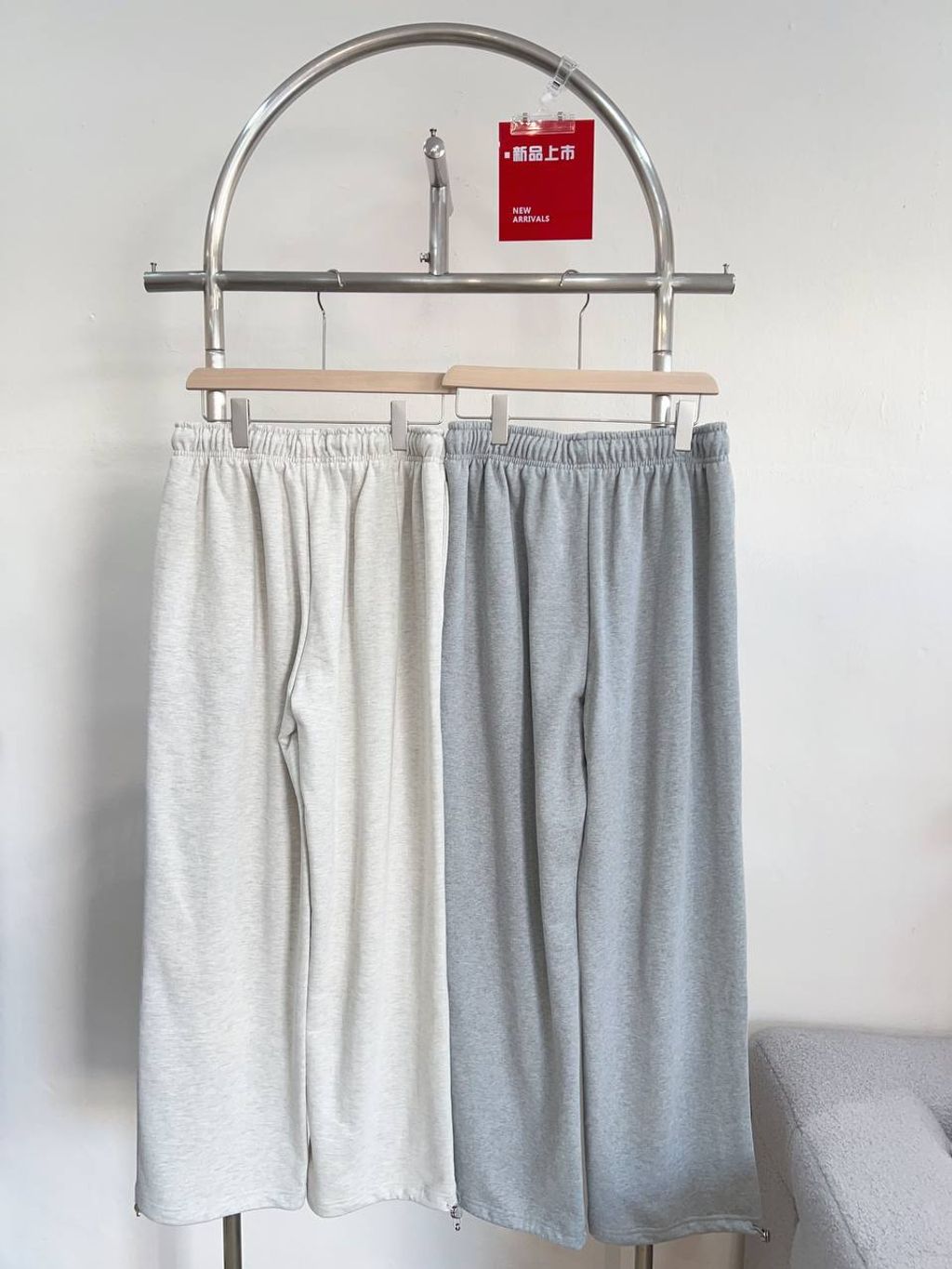 b5927164-893e-4ca1-949d-93ace78f8d6c