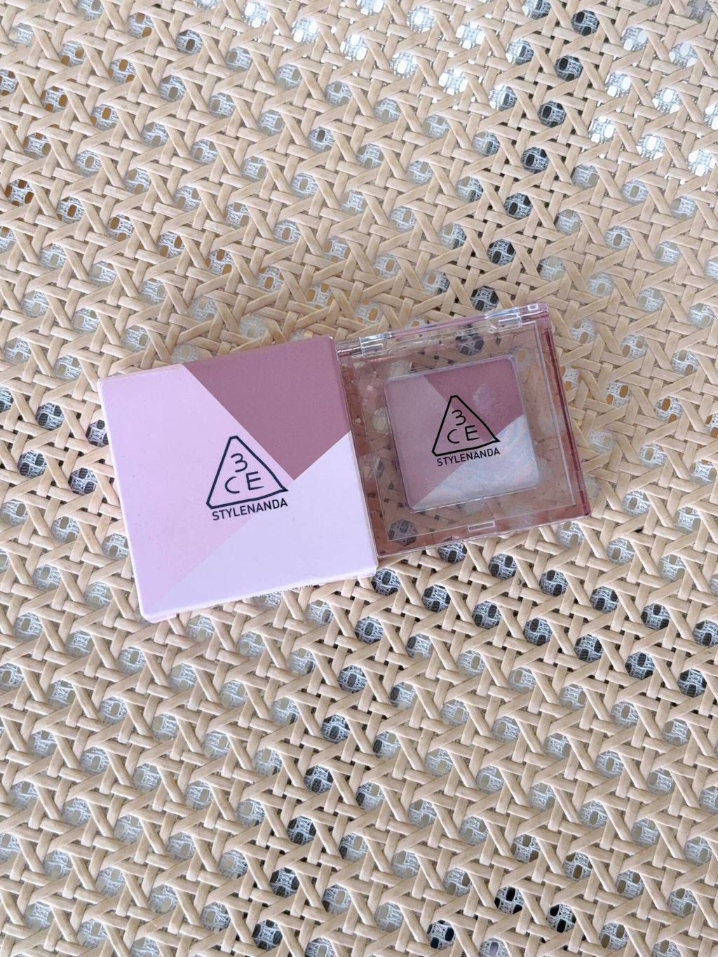 90433798-08cc-415b-8ae9-1c9dcc9ea209