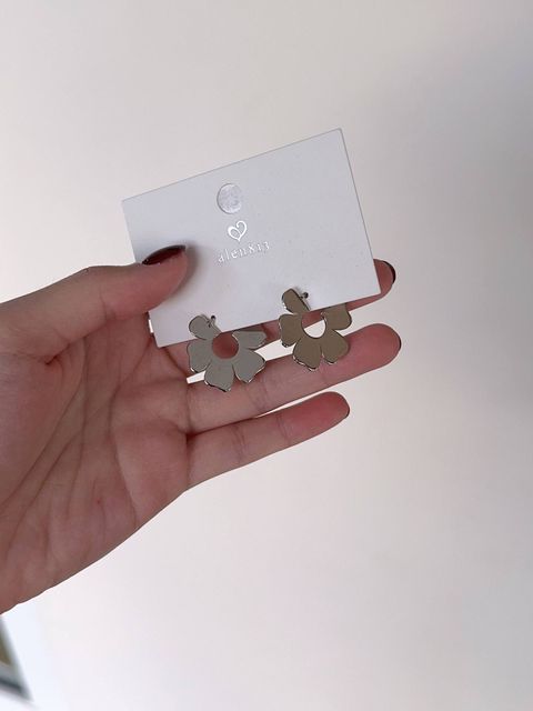 d786fc68-bee2-4ca2-bfca-5c575dbd5a65