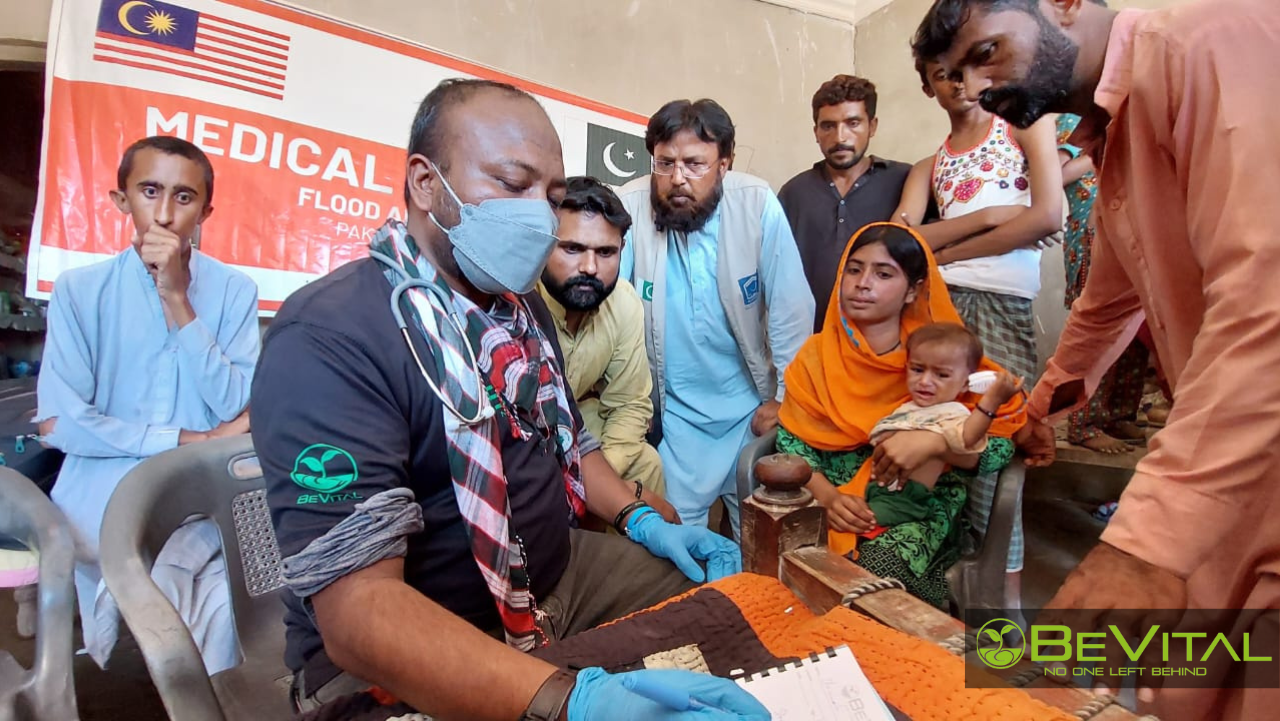 Tim BeVital Buka Klinik di Lokasi Terputus Hubungan di Pakistan