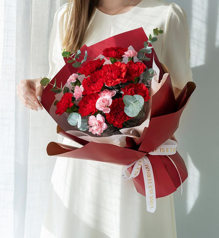 Carnation Bouquet 15
