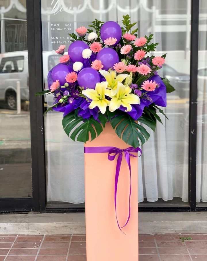 Grand Opening Flower Stand 30