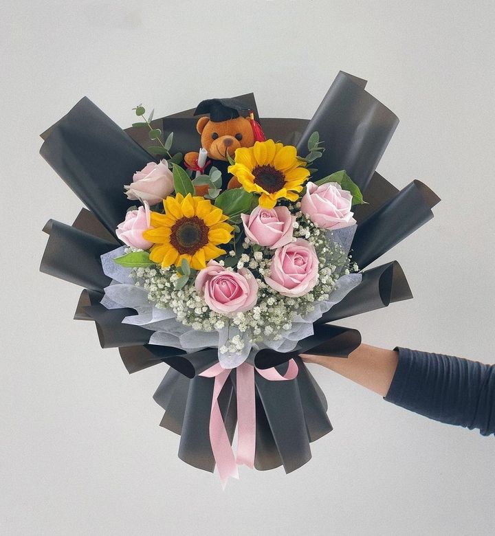 Graduation Bouquet 23