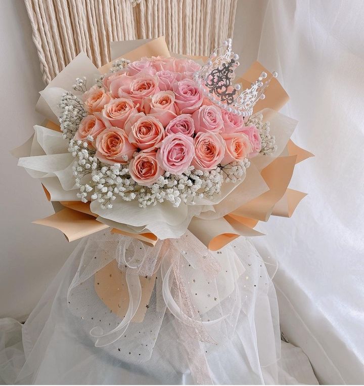 Roses Bouquet 52 (33 stalks)