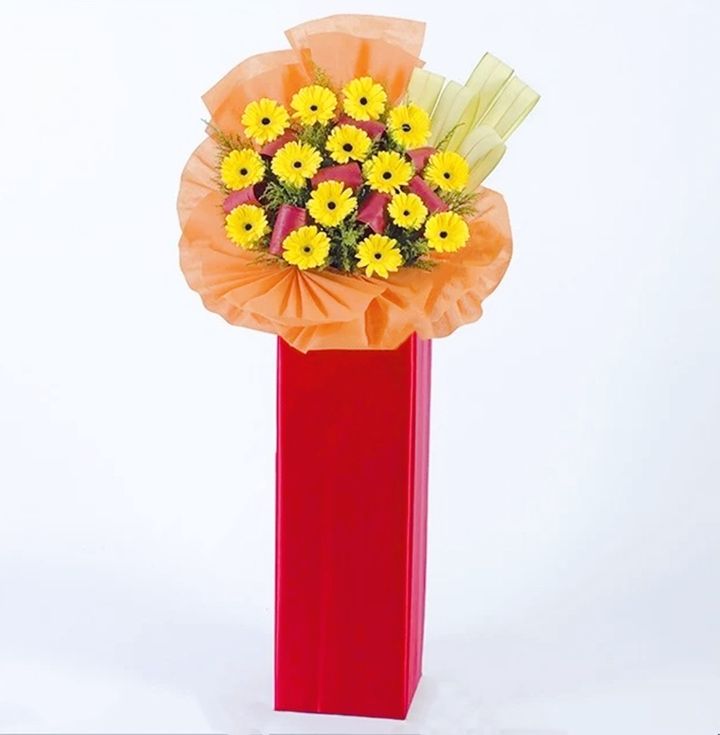 Opening Flower Stand 74