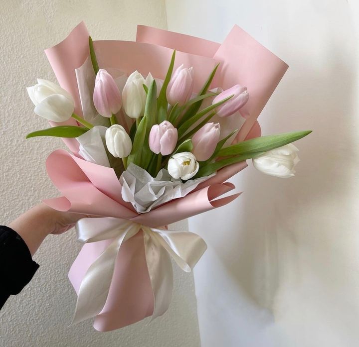 Tulip Bouquet 19