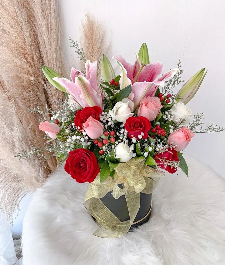 Lilies Flower Boxes 16
