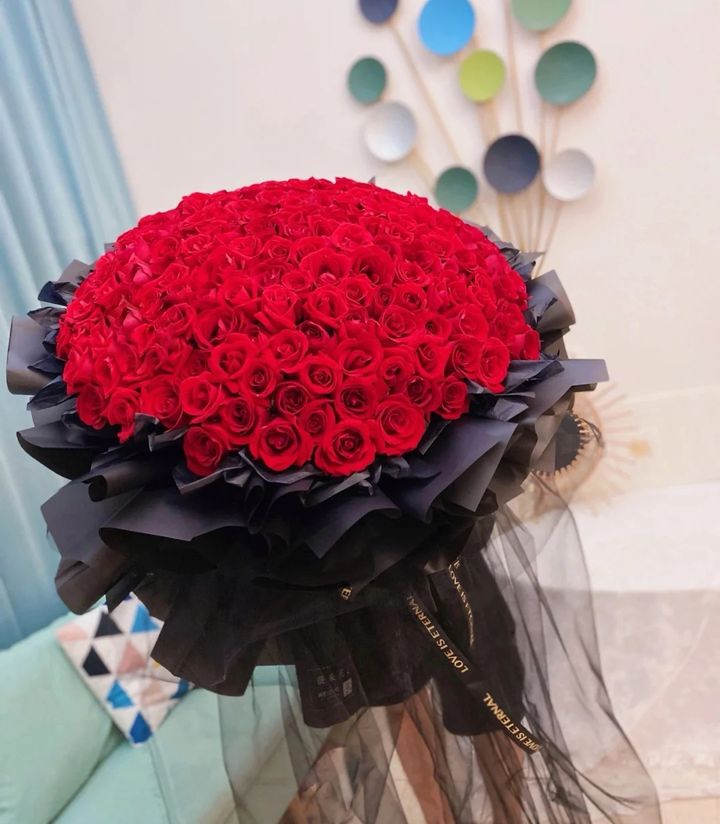 Rose Bouquet 116 (199 stalks)