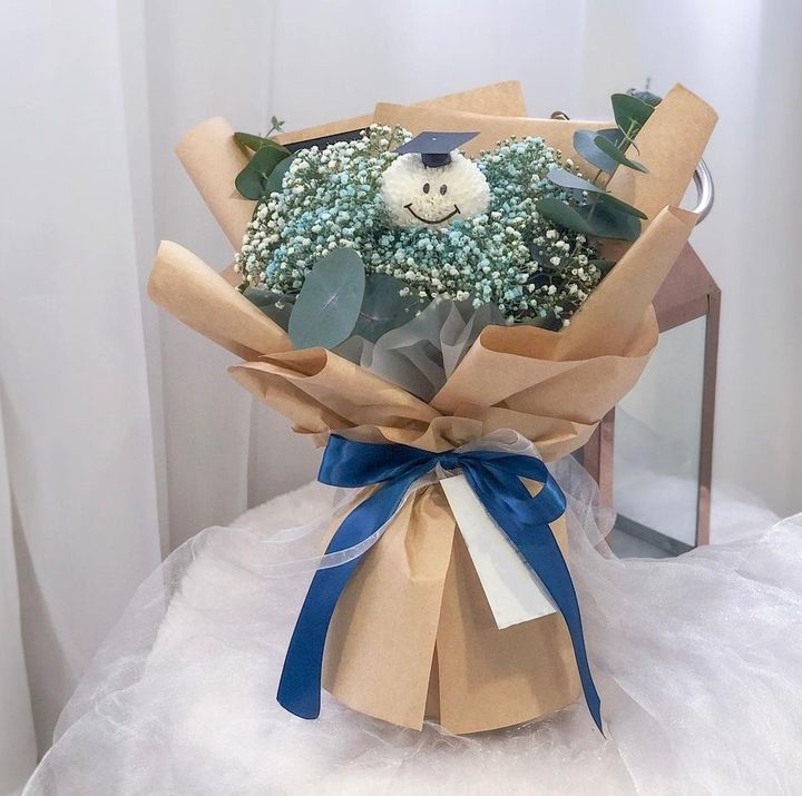 Graduation Bouquet 35