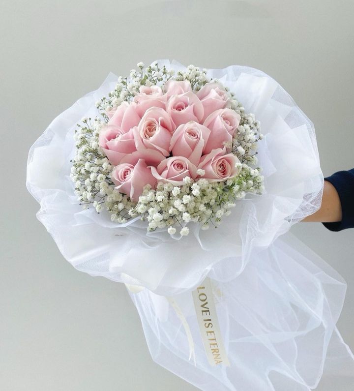 Pink Roses Bouquet 64