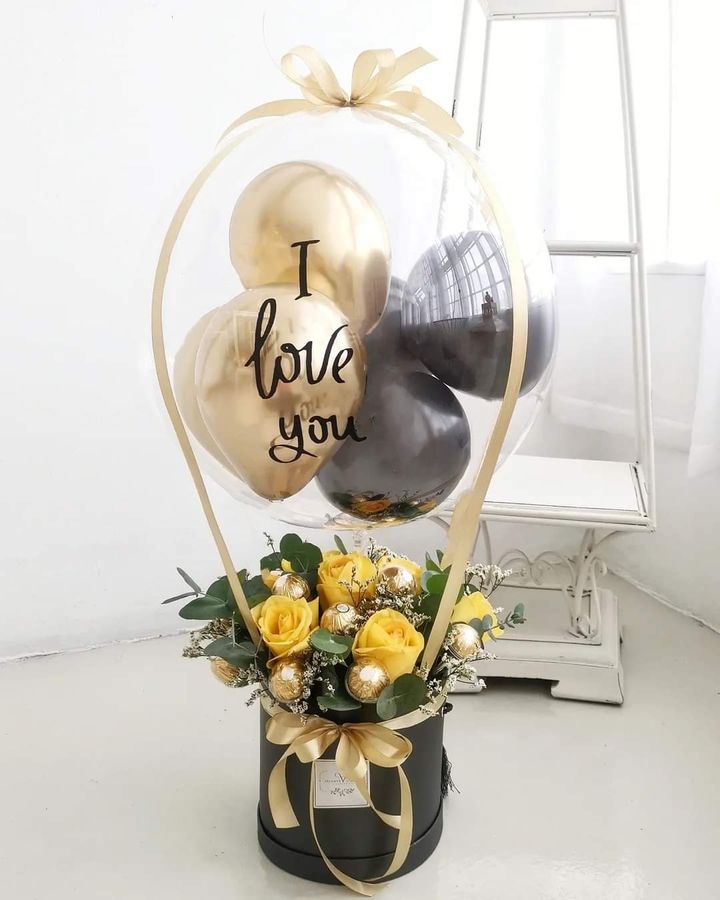 Ashley Balloon Flower Boxes