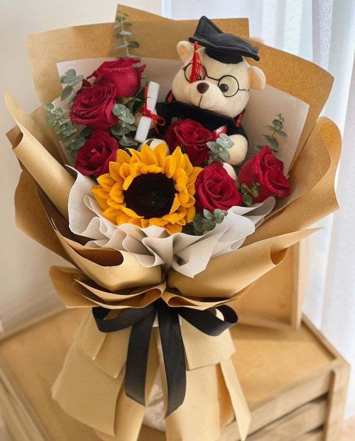 Graduation Bouquet 50