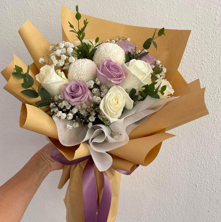 Purple Roses Bouquet 02