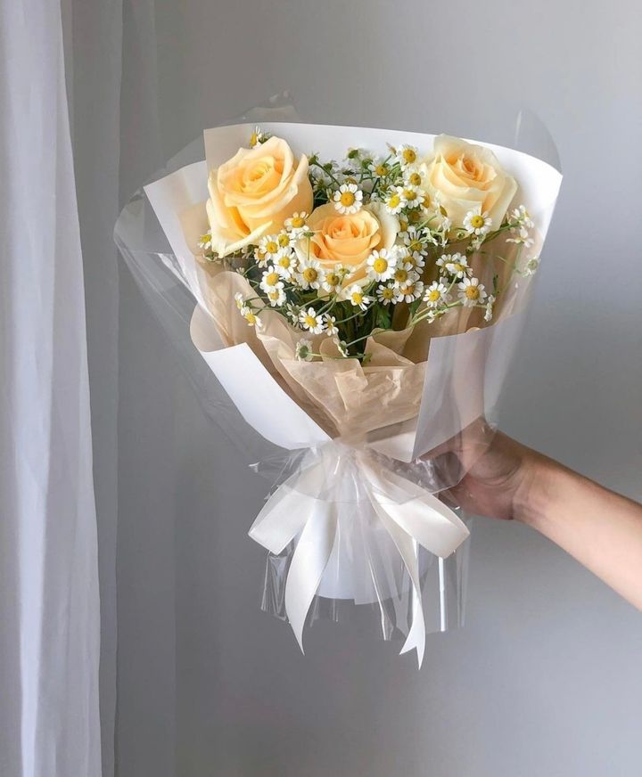 Champagne Roses Bouquet