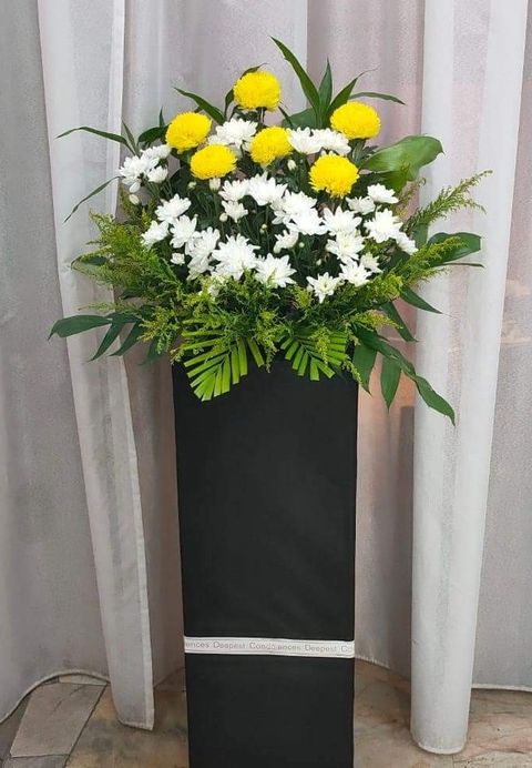 Condolences Flower Stand 135