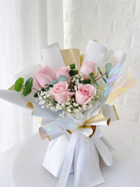 Pink Roses Bouquet 02