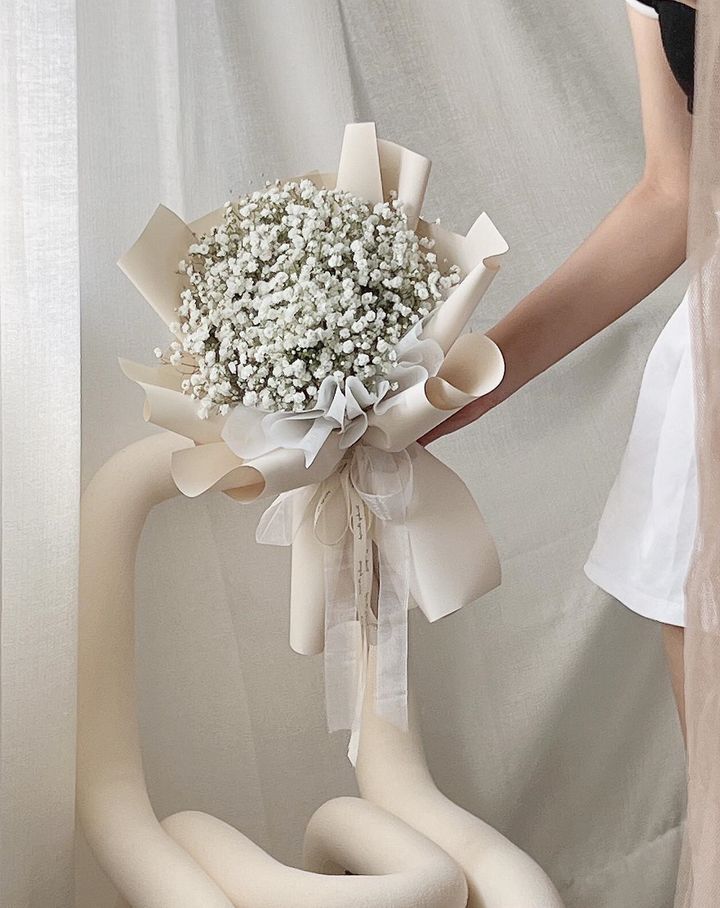 Baby’s Breath Bouquet 14