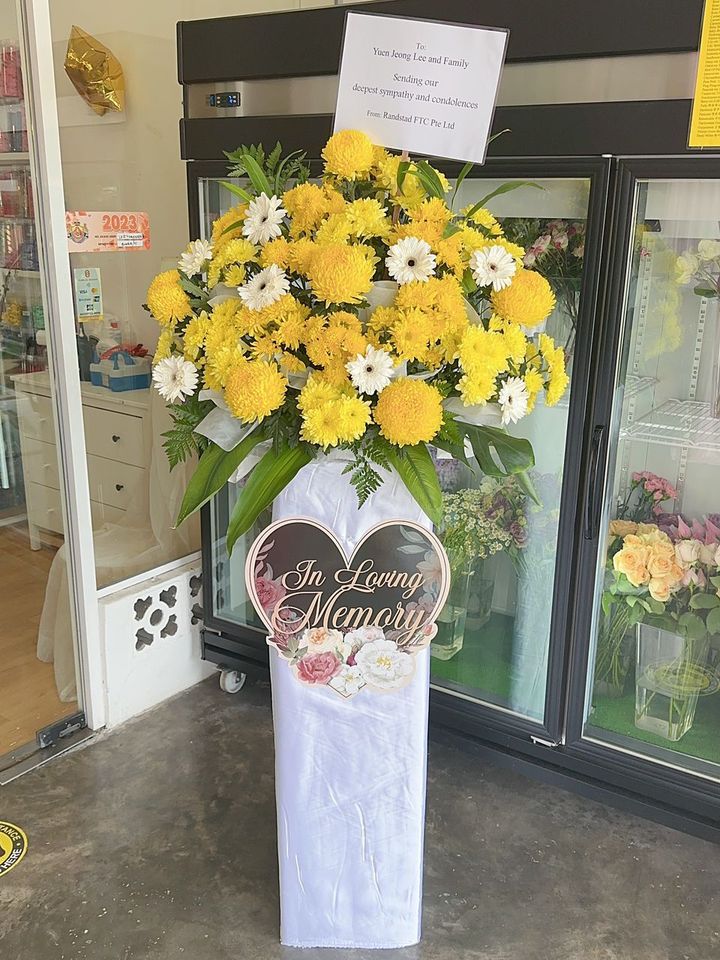 Condolences Flower Stand 137