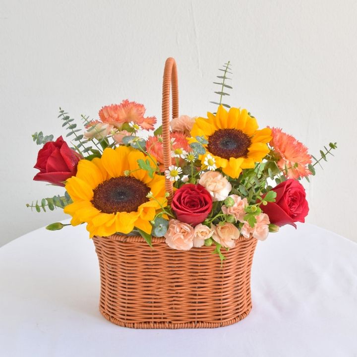 Sunflower Flower Basket 09