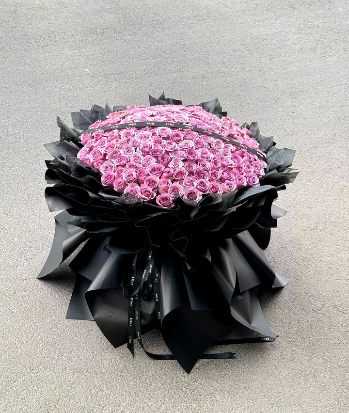 Purple Rose Bouquet 03