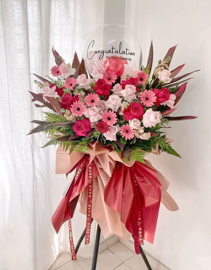 Opening Flower Stand 06