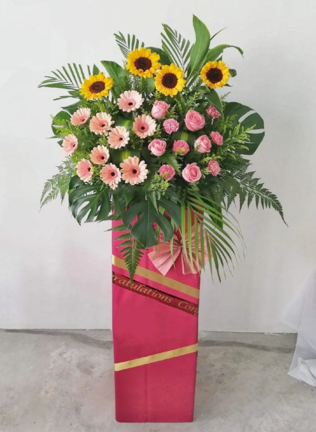 Opening Flower Stand 19