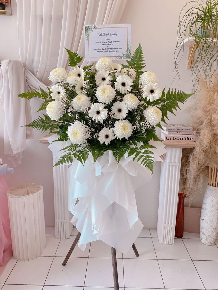 Condolence Flower Stand 33