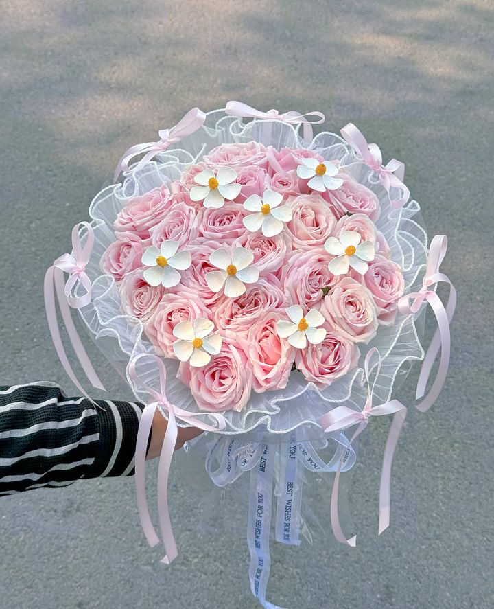 Pink Roses Bouquet 10