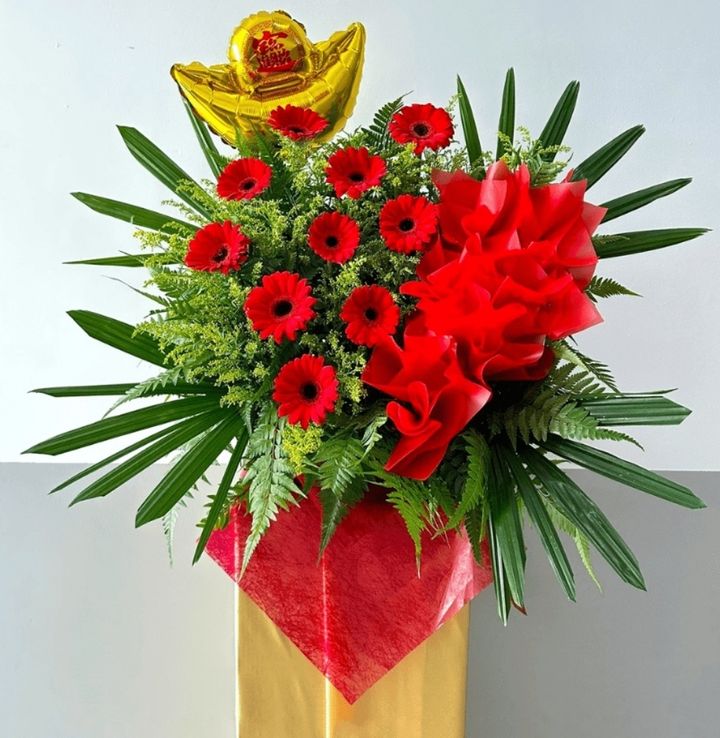 Opening Flower Stand 31