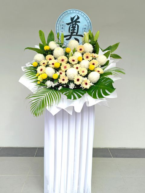 Condolence Flower Stand 97