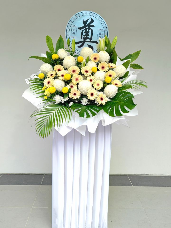 Condolence Flower Stand 97
