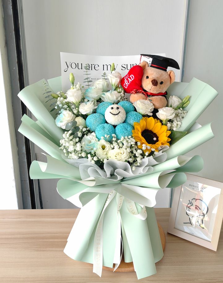 Graduation Bouquet 11
