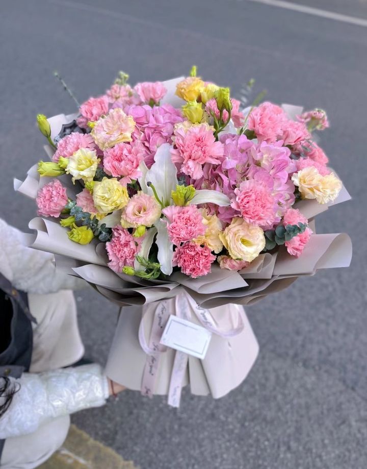 Hydranger Bouquet 01