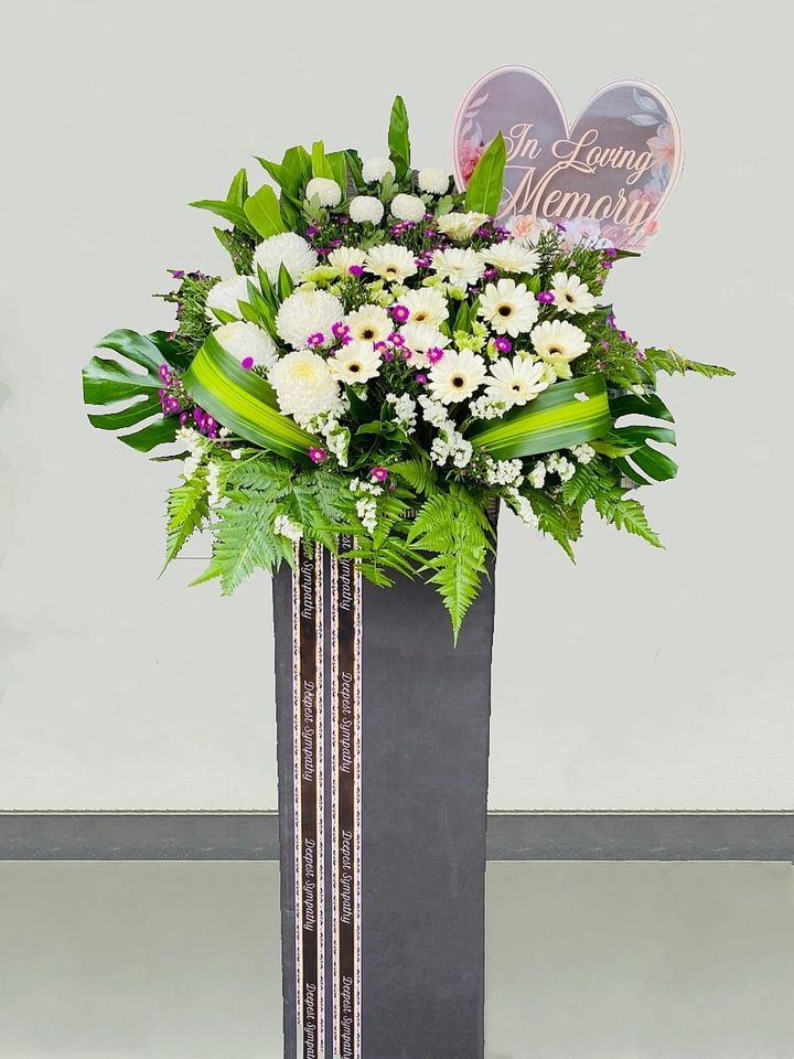 Condolence Flower Stand 83