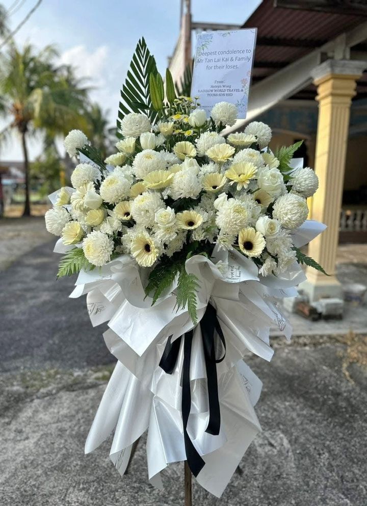 Condolence Flower Stand 59