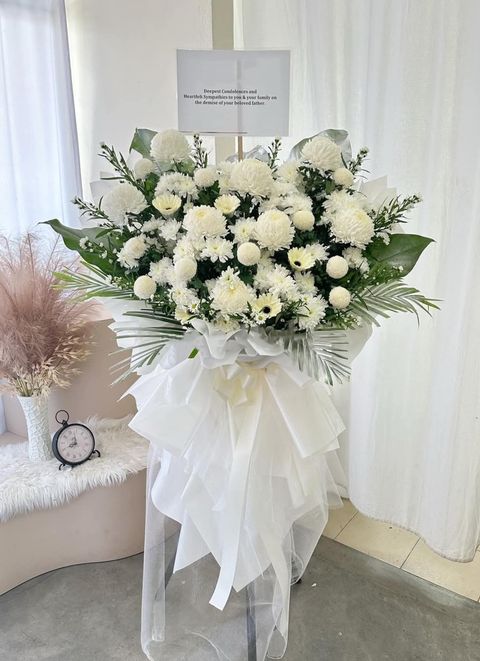 Condolence Flower Stand 117